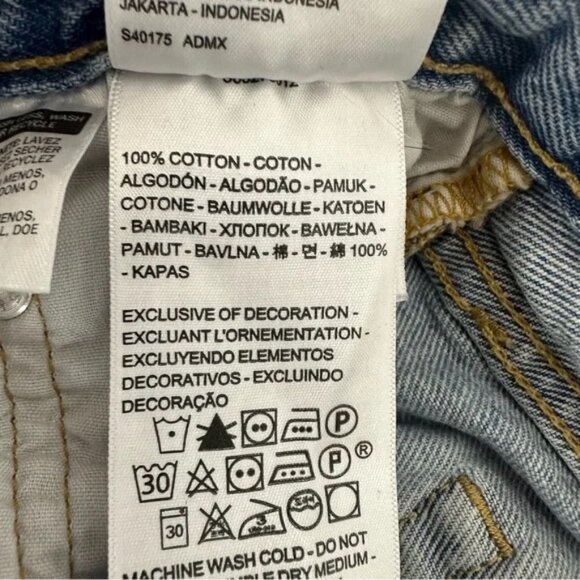 Lot of 2 Levi's size 29 Blue 501 Distressed Black 505 Straight Fit Jean Shorts - Picture 8 of 15